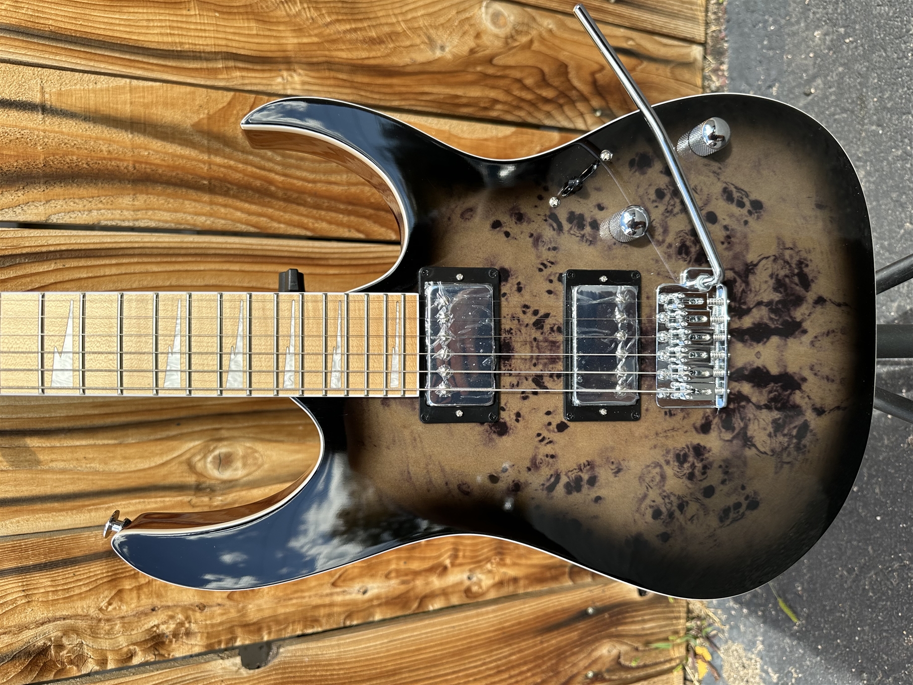 IBANEZ GRG220PA2 Brown Black Burst 6String Electric Guitar